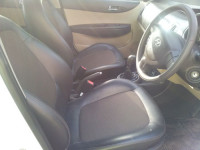 White Hyundai i20 Magna Optional 1.4D