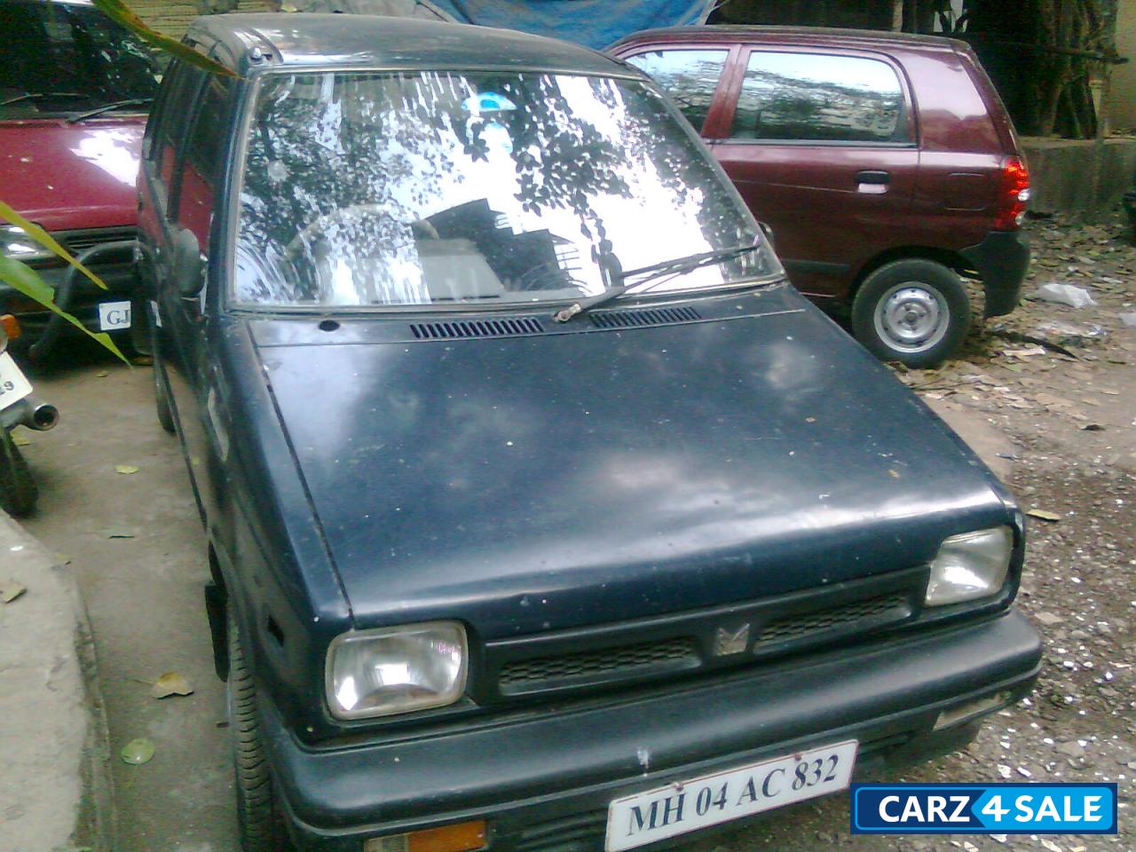 Blue Maruti Suzuki 800
