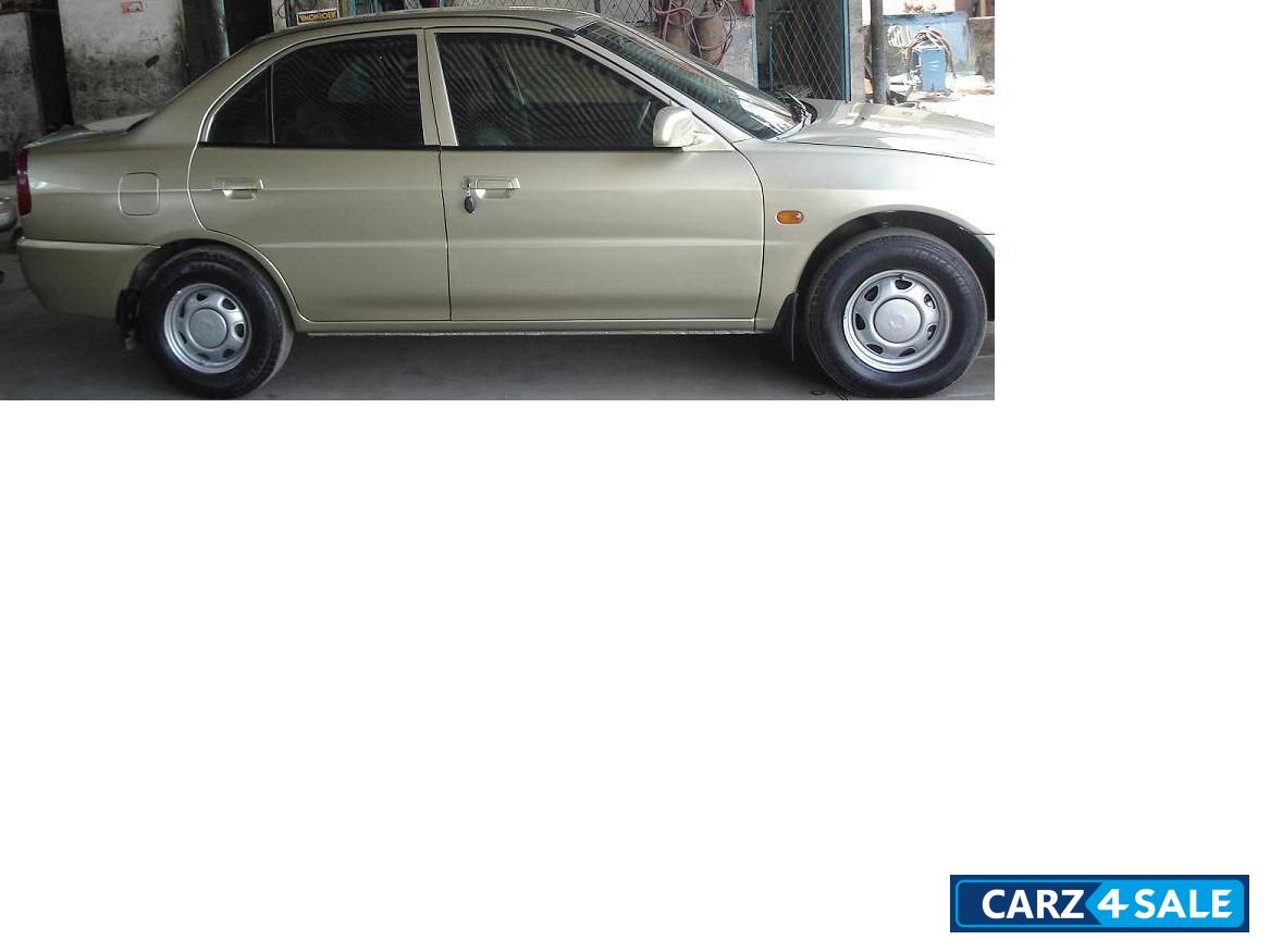 Siver Mitsubishi Lancer