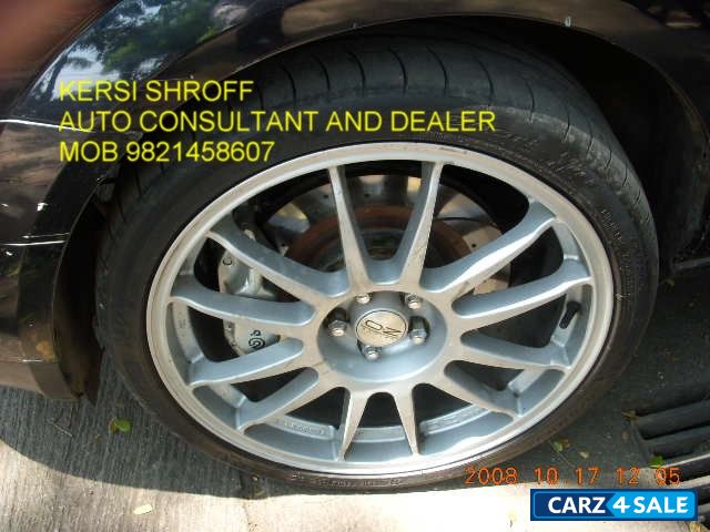 Ebony Black Ford Mondeo