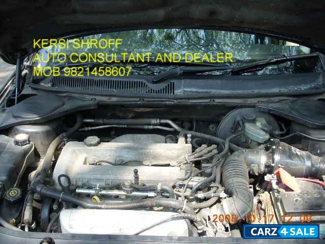 Ebony Black Ford Mondeo