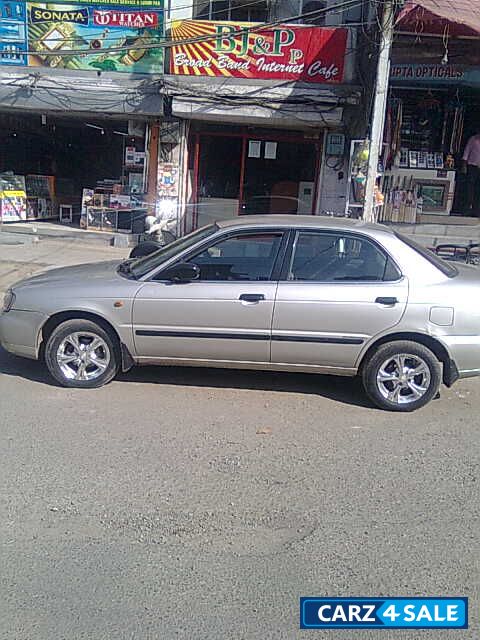 P-silver Maruti Suzuki Baleno