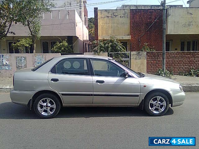 P-silver Maruti Suzuki Baleno