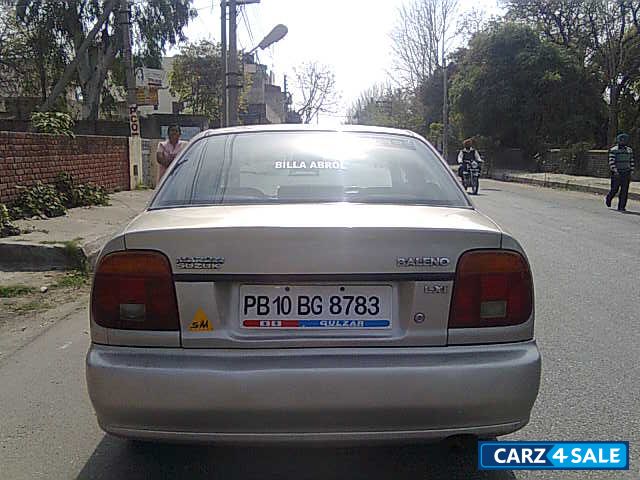 P-silver Maruti Suzuki Baleno