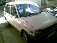 White Maruti Suzuki 800