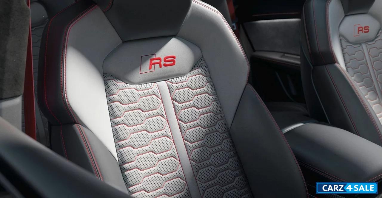 Audi RS Q8 performance