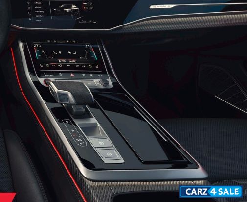 Audi RS Q8 performance