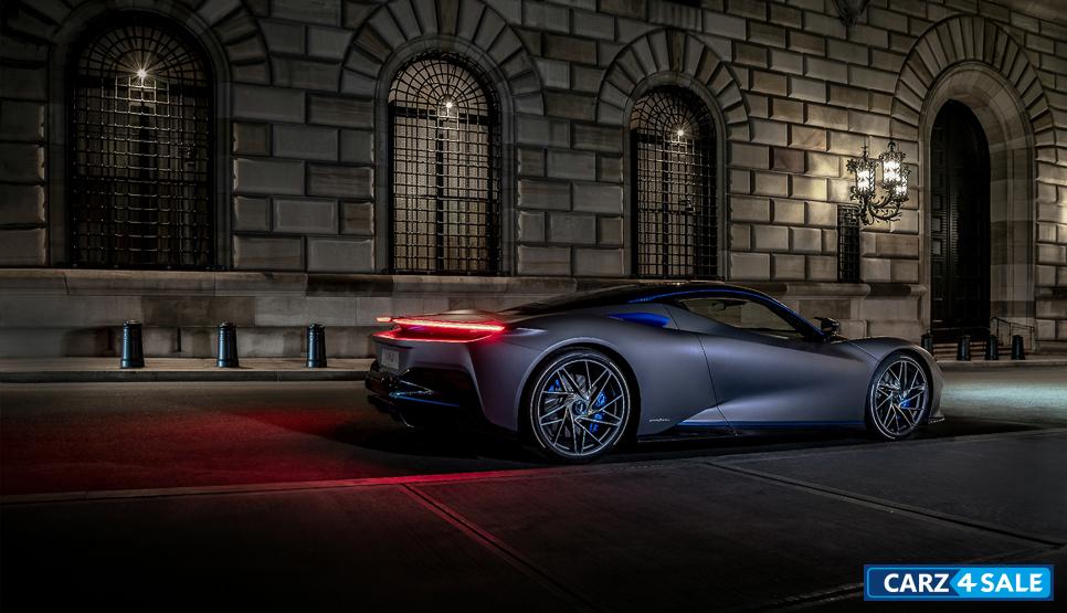 Automobili Pininfarina Battista GT