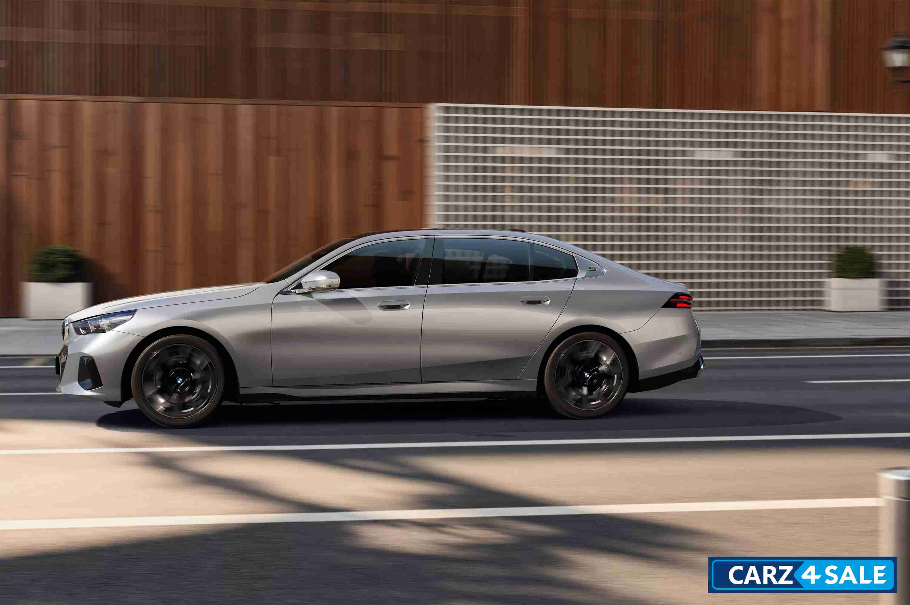 BMW i5 LWB