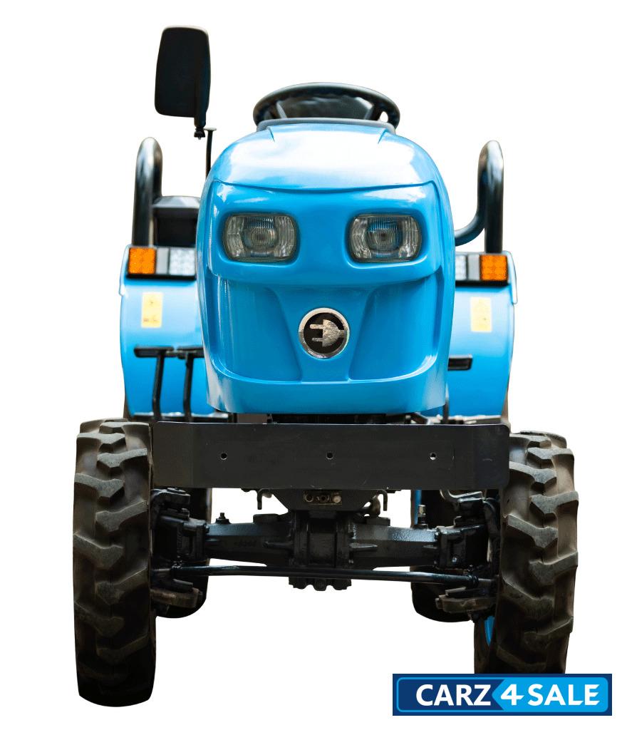 Cellestial E-Mobility 27 HP Tractor