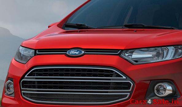 Ford Ecosport Petrol - The signature Ford trapezoid grille and elongated headlights