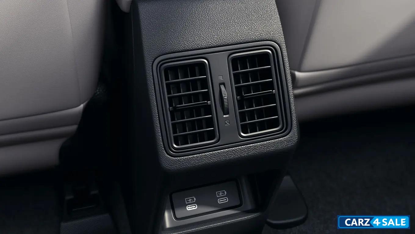 Honda City 2026 Rear AC Vents with USB-C Charging Ports (2)