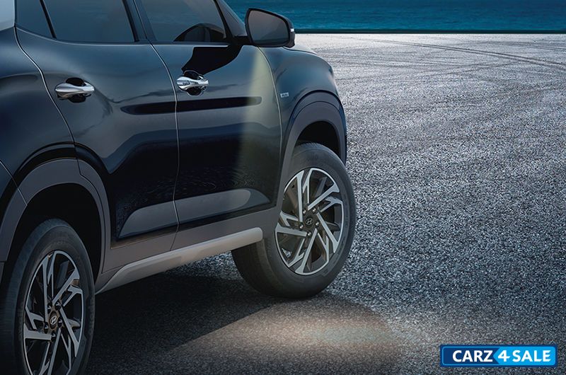 Hyundai Creta Facelift 2024 Puddle lamps with welcome function