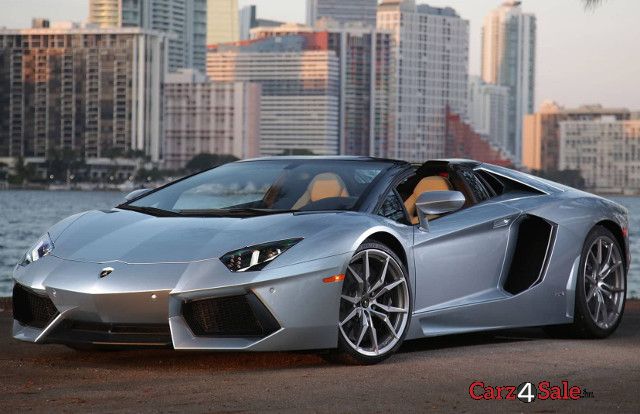 Lamborghini Aventador LP 700-4 Roadster