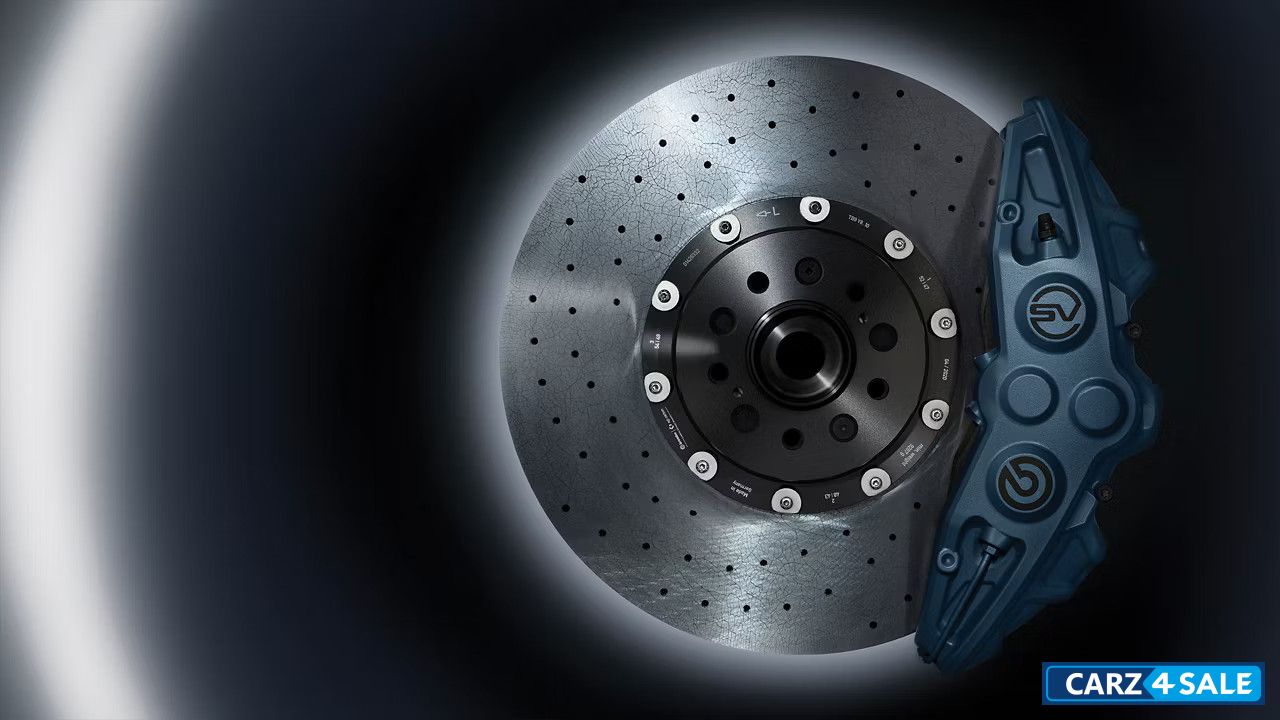 Land Rover Range Rover Sport SV Edition Two SV EDITION TWO coloured brake calipers. Available in five finishes