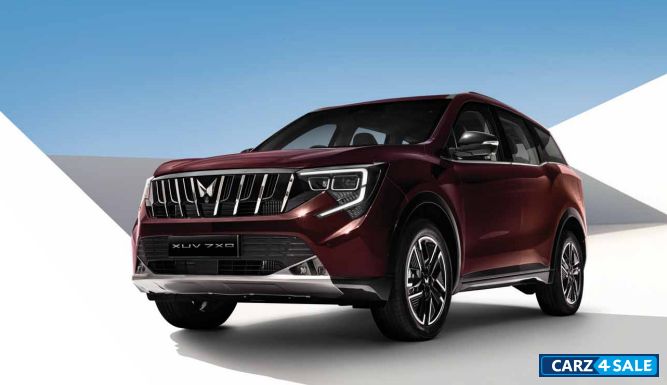 Mahindra XUV 7XO