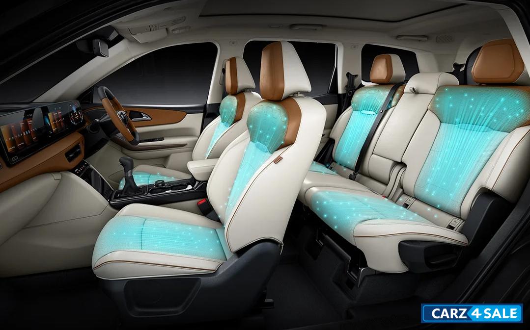 Mahindra XUV 7XO Front and Rear Ventilated Seats