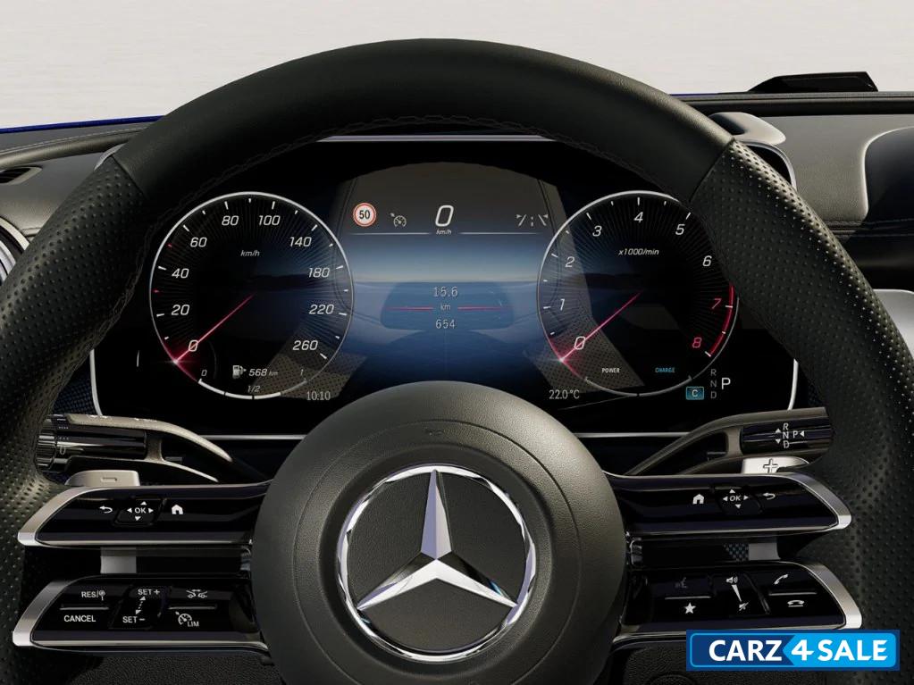 Mercedes-Benz CLE 300 Cabriolet 4MATIC 31.2 cm (12.3-inch) driver display
