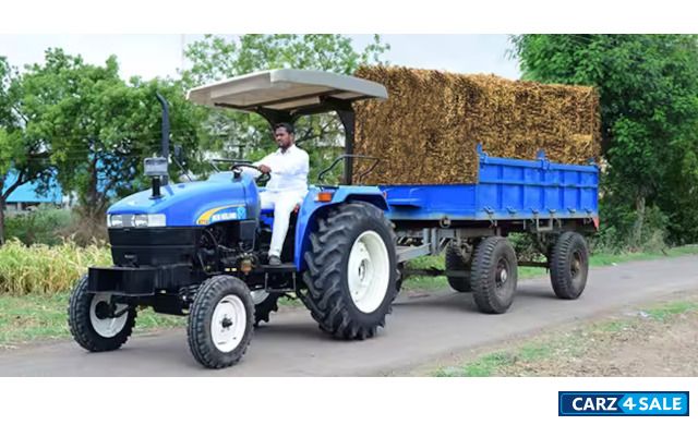 New Holland 4710 2WD With Canopy Tractor