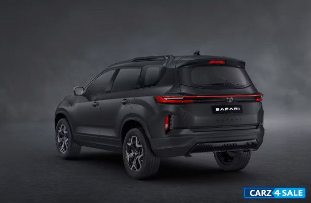 Tata Safari Accomplished Plus Stealth Edition 7 Seater Diesel AT