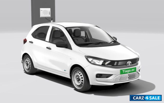 Tata Tiago EV XE Medium Range 2025