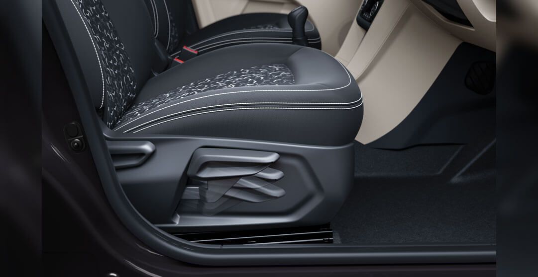 Tata Tiago XT NRG 1.2L CNG - Height adjustable driver seat