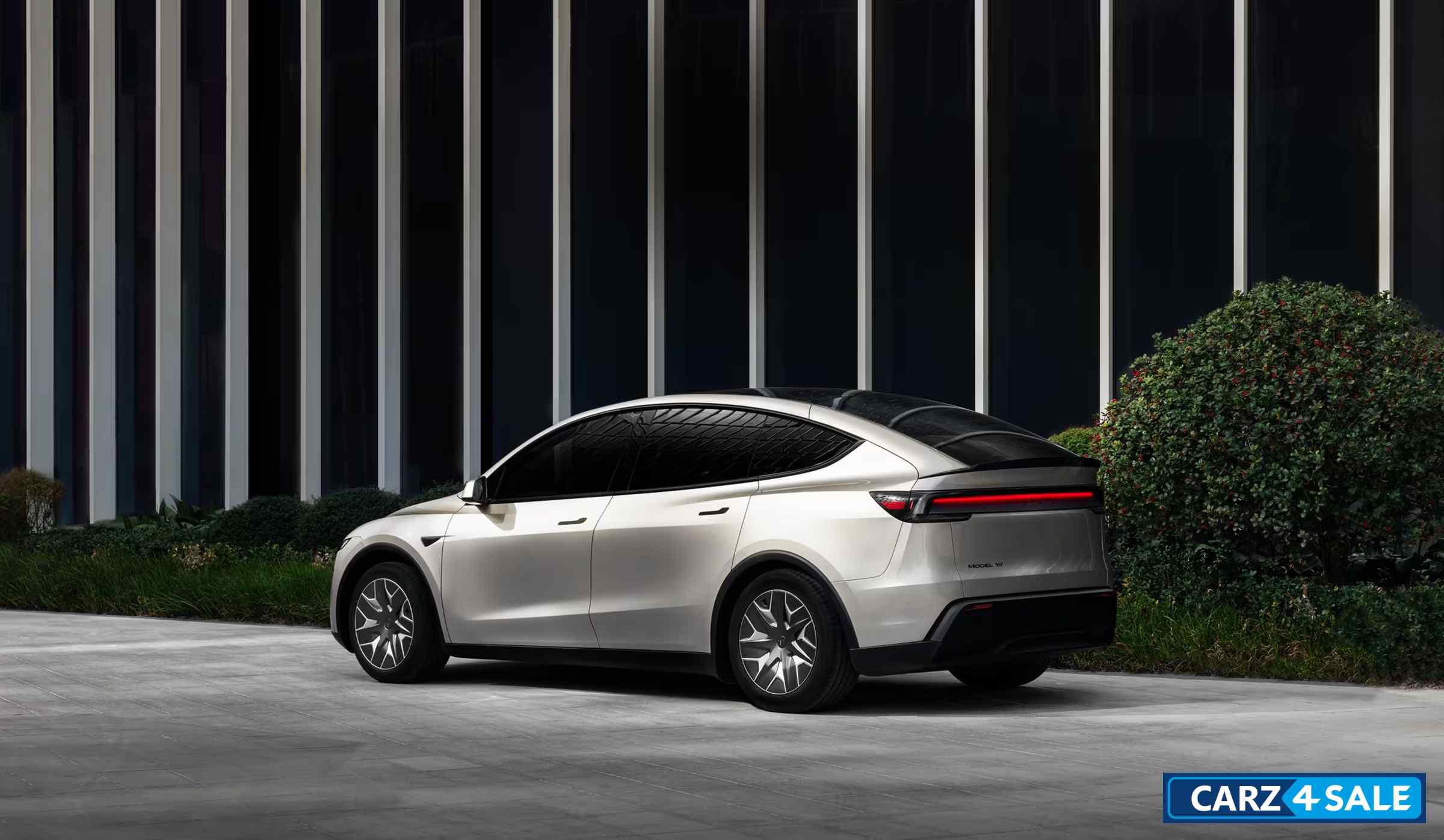 Tesla Model Y L Premium