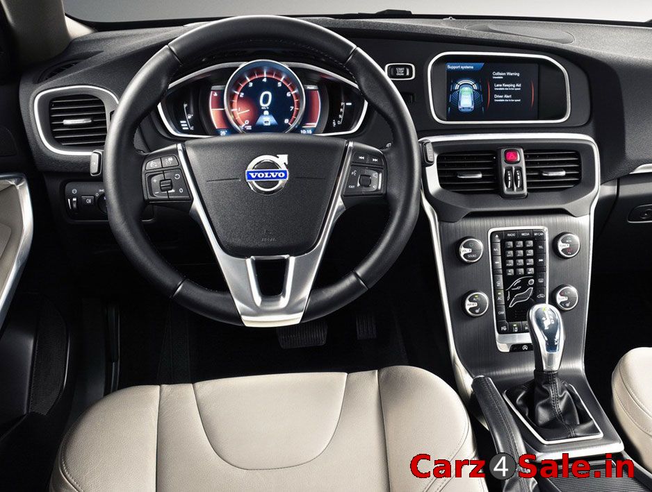 2013 Volvo V40 Cross Country interior