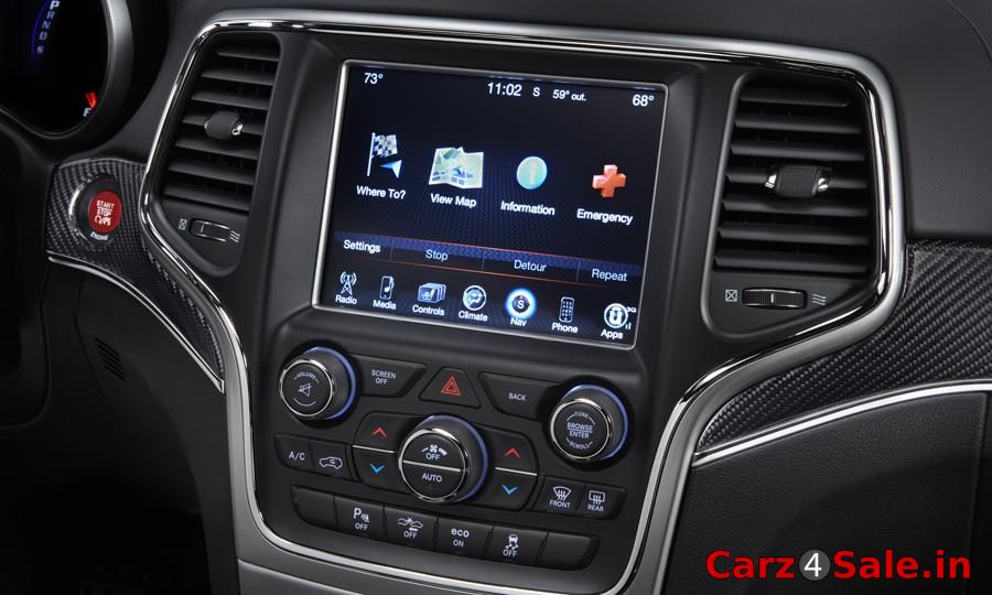  2014 Jeep Grand Cherokee interior