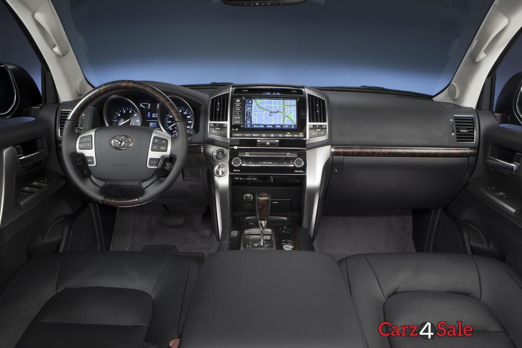 2015 Toyota Land Cruiser Interior