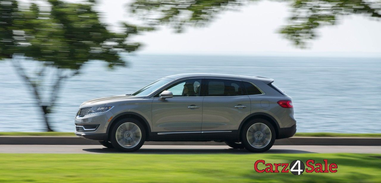 Lincoln Mkx Side View