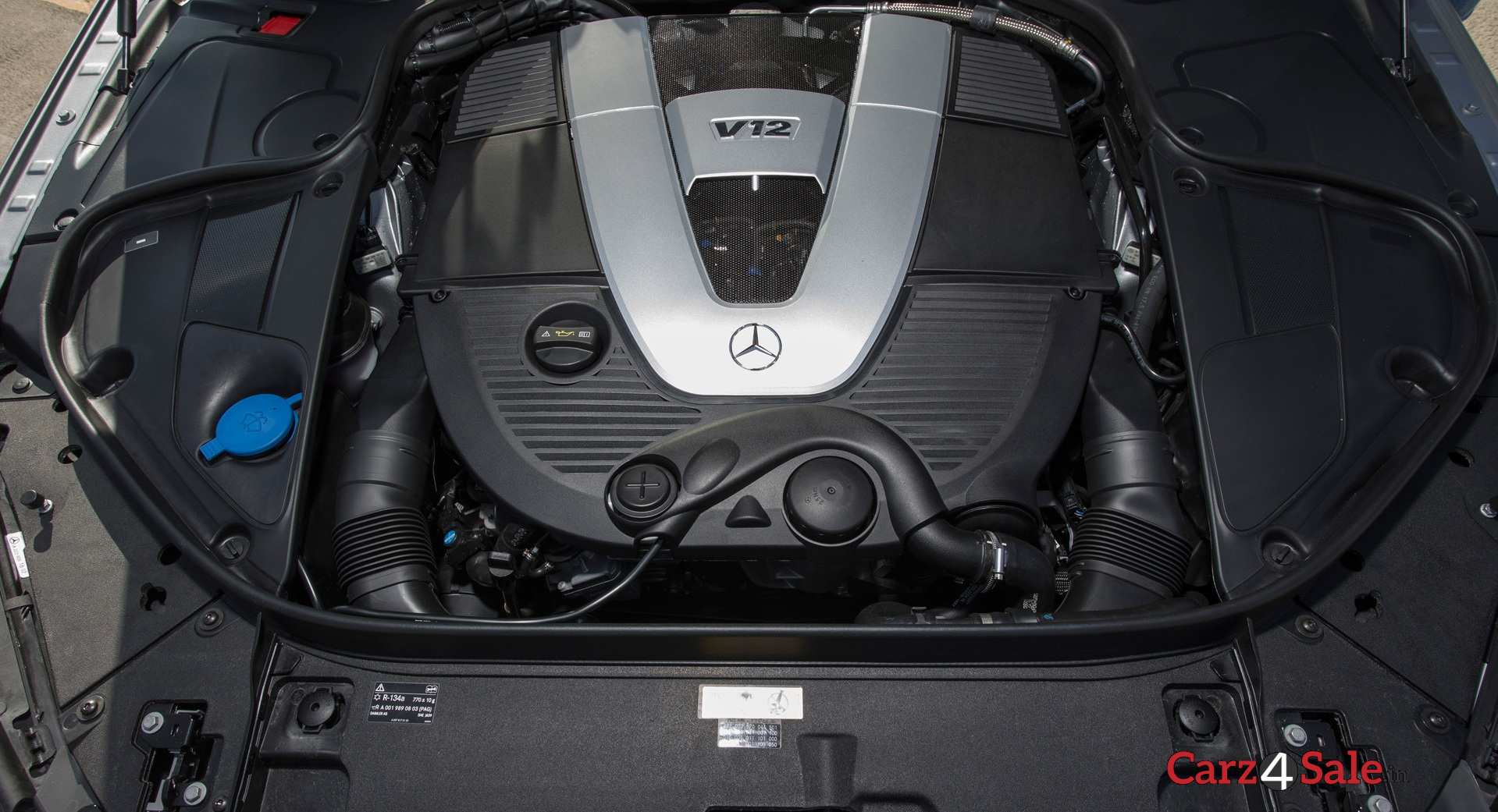 Mercedesmaybach S600 Engine