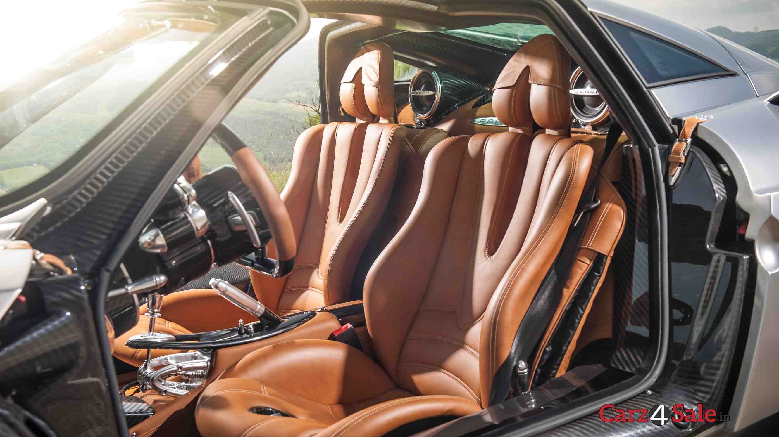 Pagani Huayra Interior