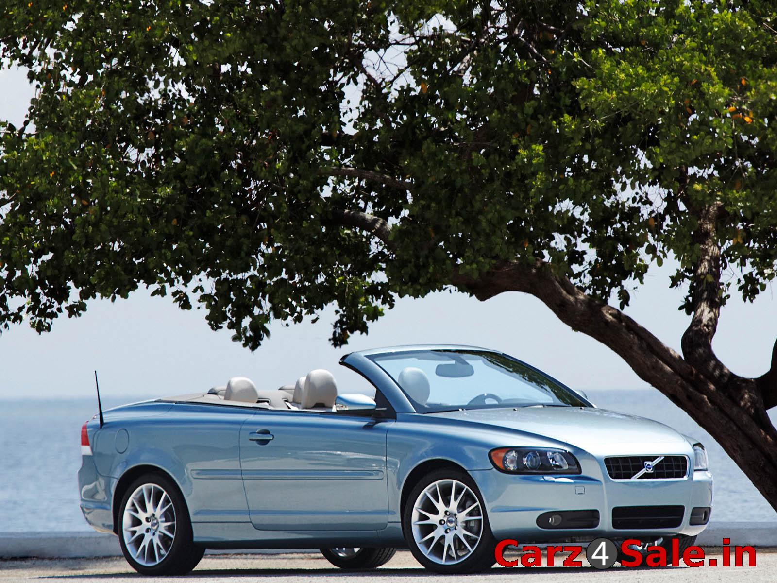  Car parked under a tree